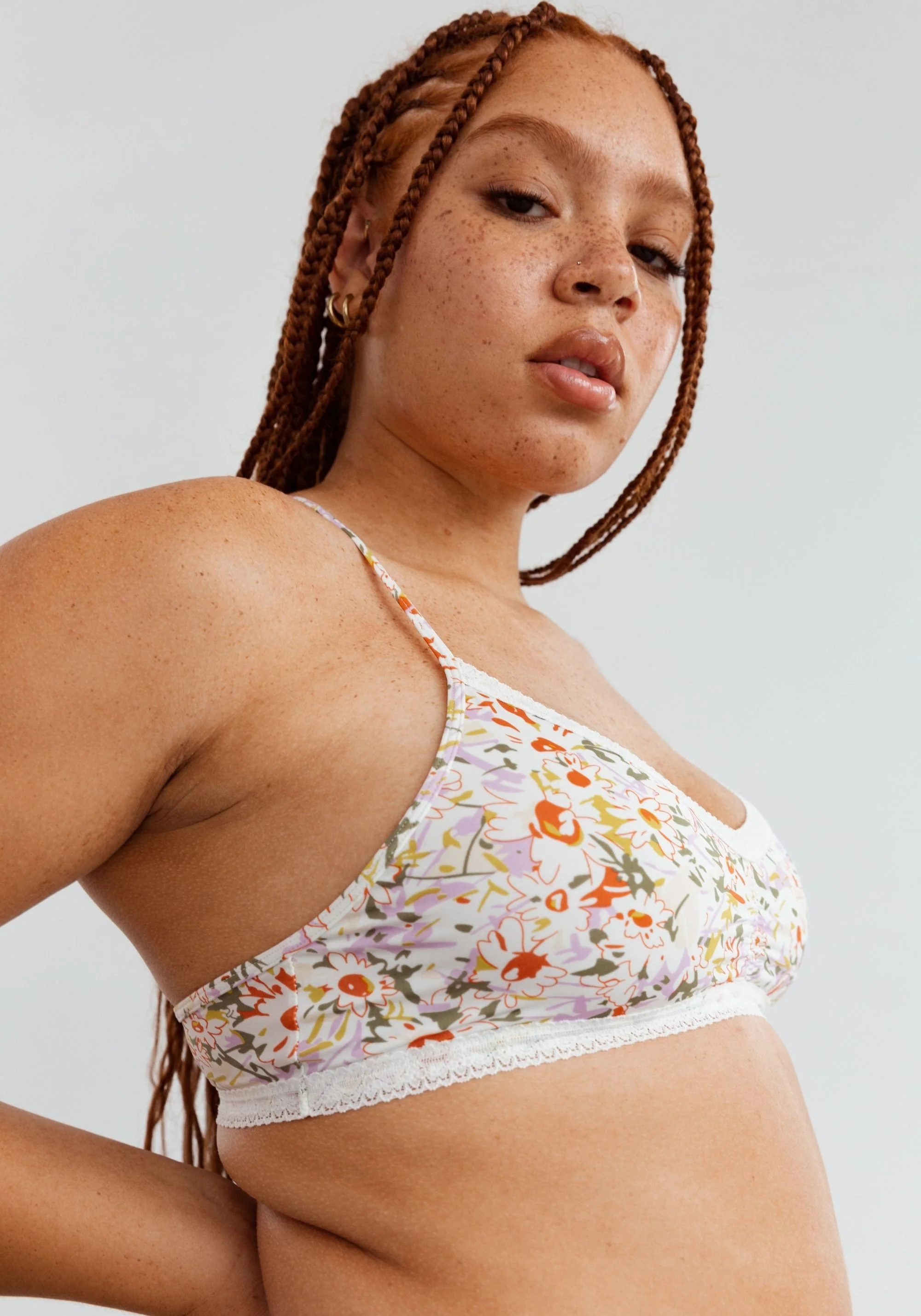 the micro lace trim bralette - Image 5