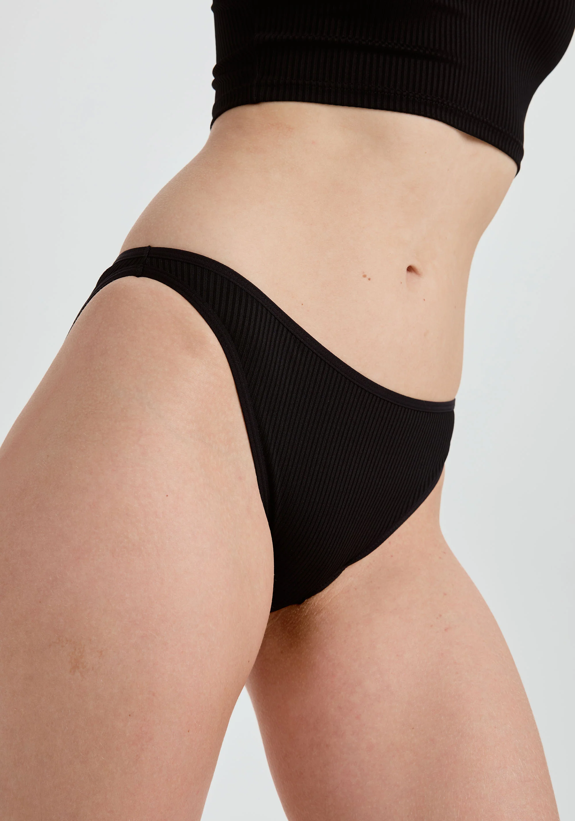 the rib high leg bikini - Image 3