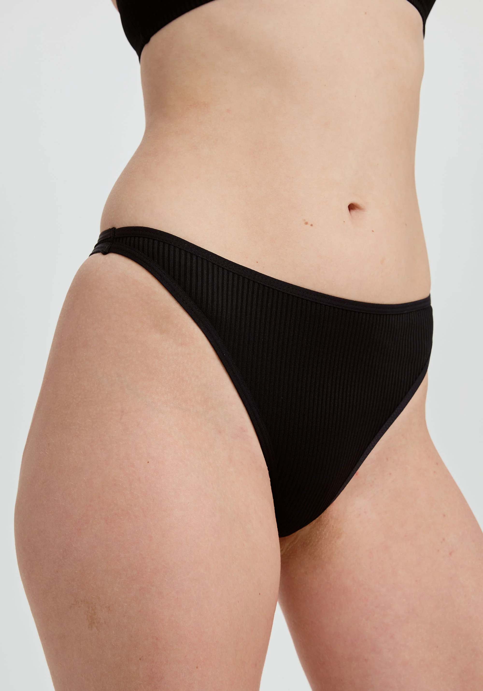 the rib high leg thong - Image 3